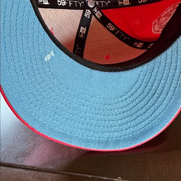 Red LA Baseball Cap - Picture 3 of 3